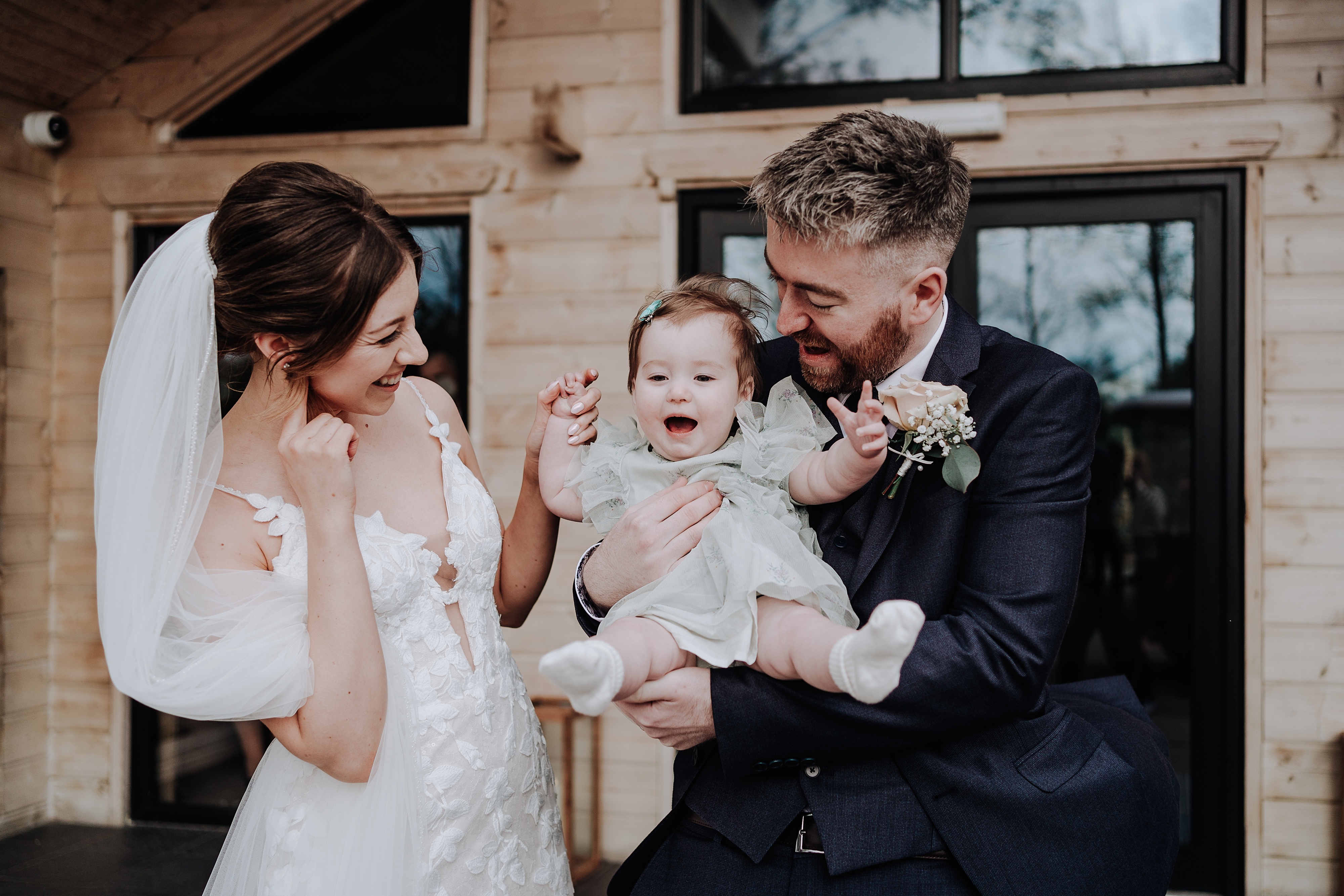 CHESHIRE-WEDDING-PHOTOGRAPHY-STYAL-LODGE-KIRSTY-JAMES-41