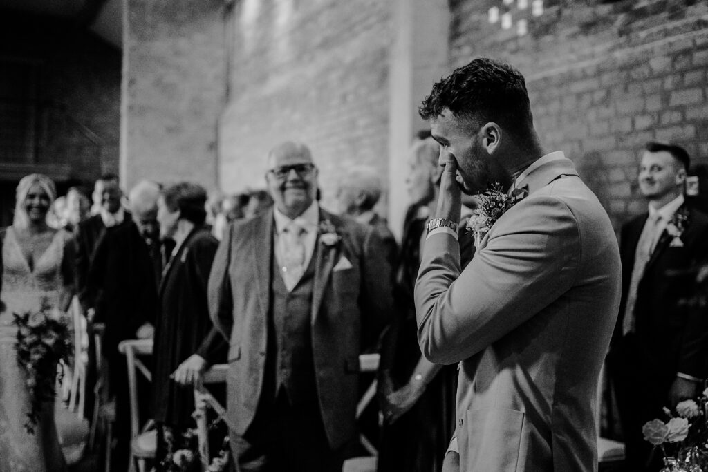 CHESHIRE-WEDDING-PHOTOGRAPHY-THE-HOLFORD-ESTATE-MEG-TOM-20