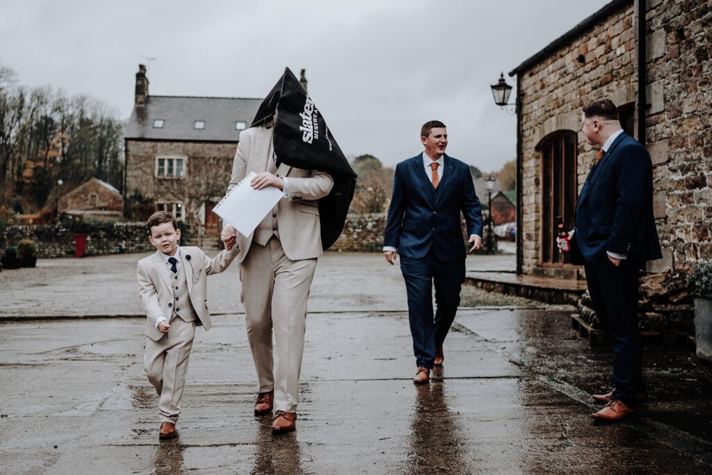 CHESHIRE-WEDDING-PHOTOGRAPHY-THE-OUTBARN-LUCY-JACK-16