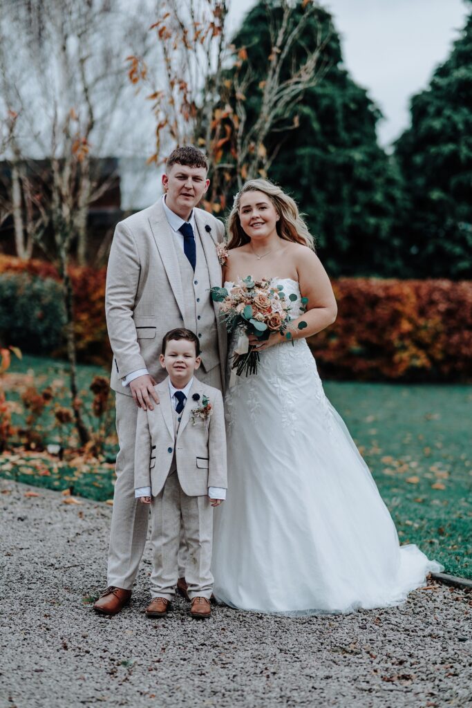 CHESHIRE-WEDDING-PHOTOGRAPHY-THE-OUTBARN-LUCY-JACK-44
