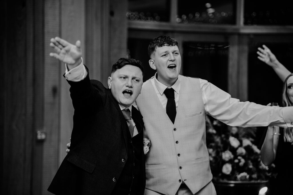 CHESHIRE-WEDDING-PHOTOGRAPHY-THE-OUTBARN-LUCY-JACK-67