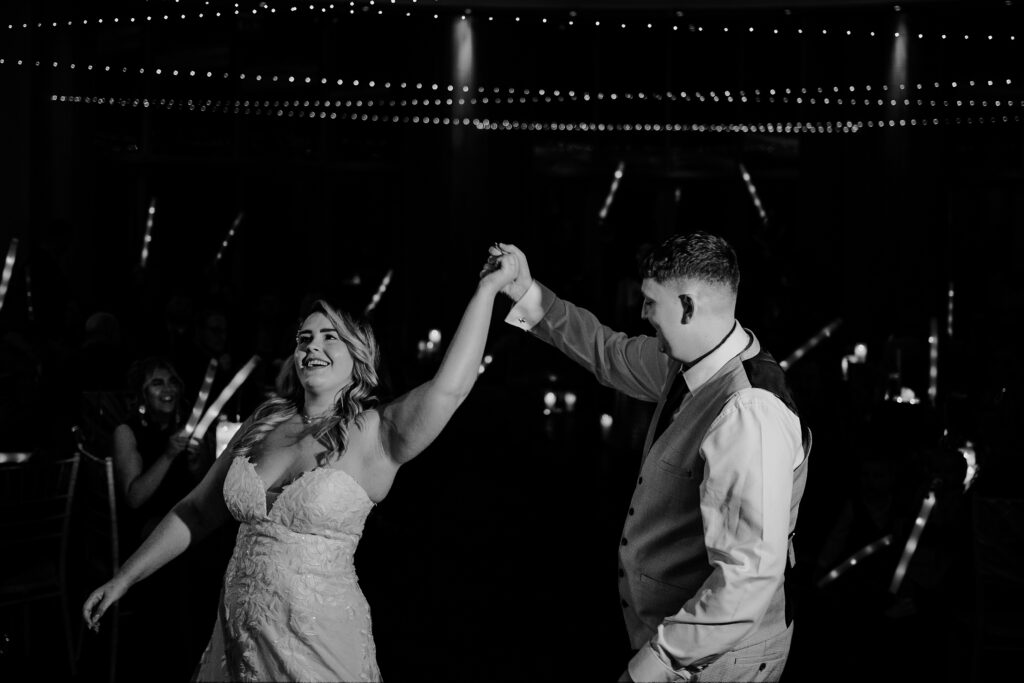 CHESHIRE-WEDDING-PHOTOGRAPHY-THE-OUTBARN-LUCY-JACK-70