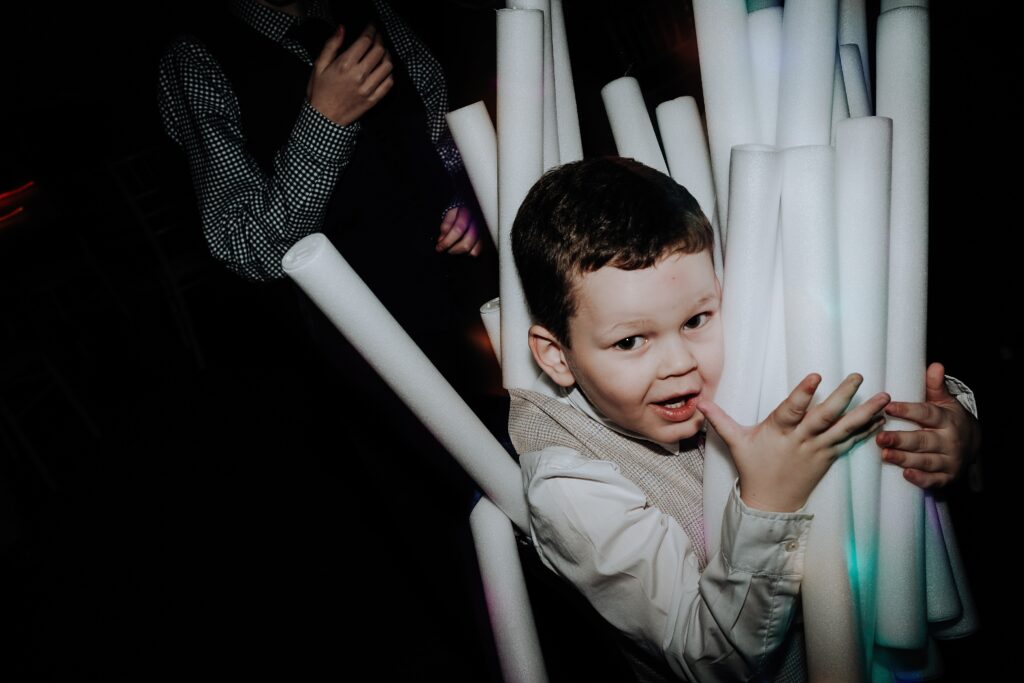 CHESHIRE-WEDDING-PHOTOGRAPHY-THE-OUTBARN-LUCY-JACK-74