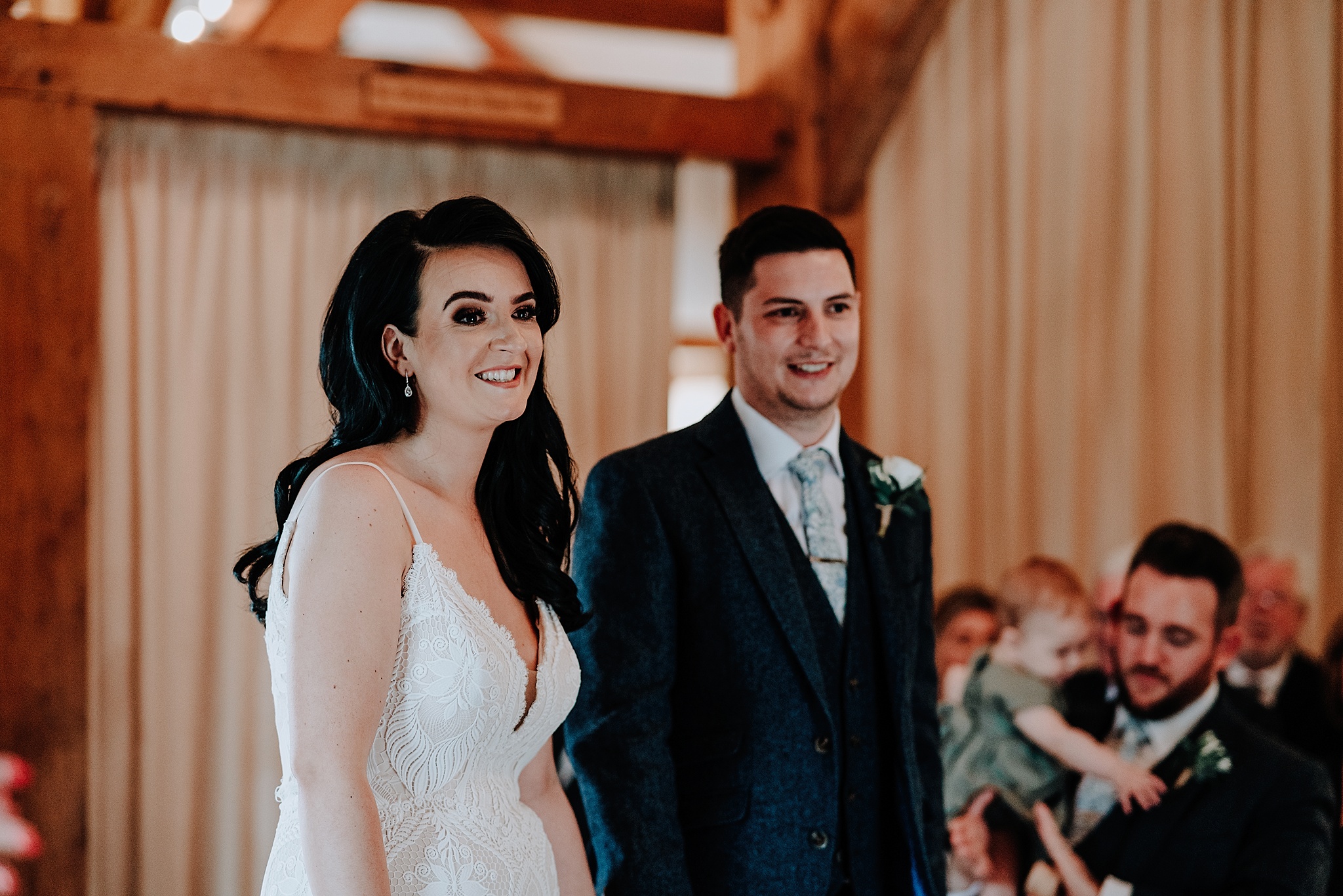 CHESHIRE-WEDDING-PHOTOGRAPHY-TIAH-PHILLIP-SANDHOLE-OAK-BARN-23