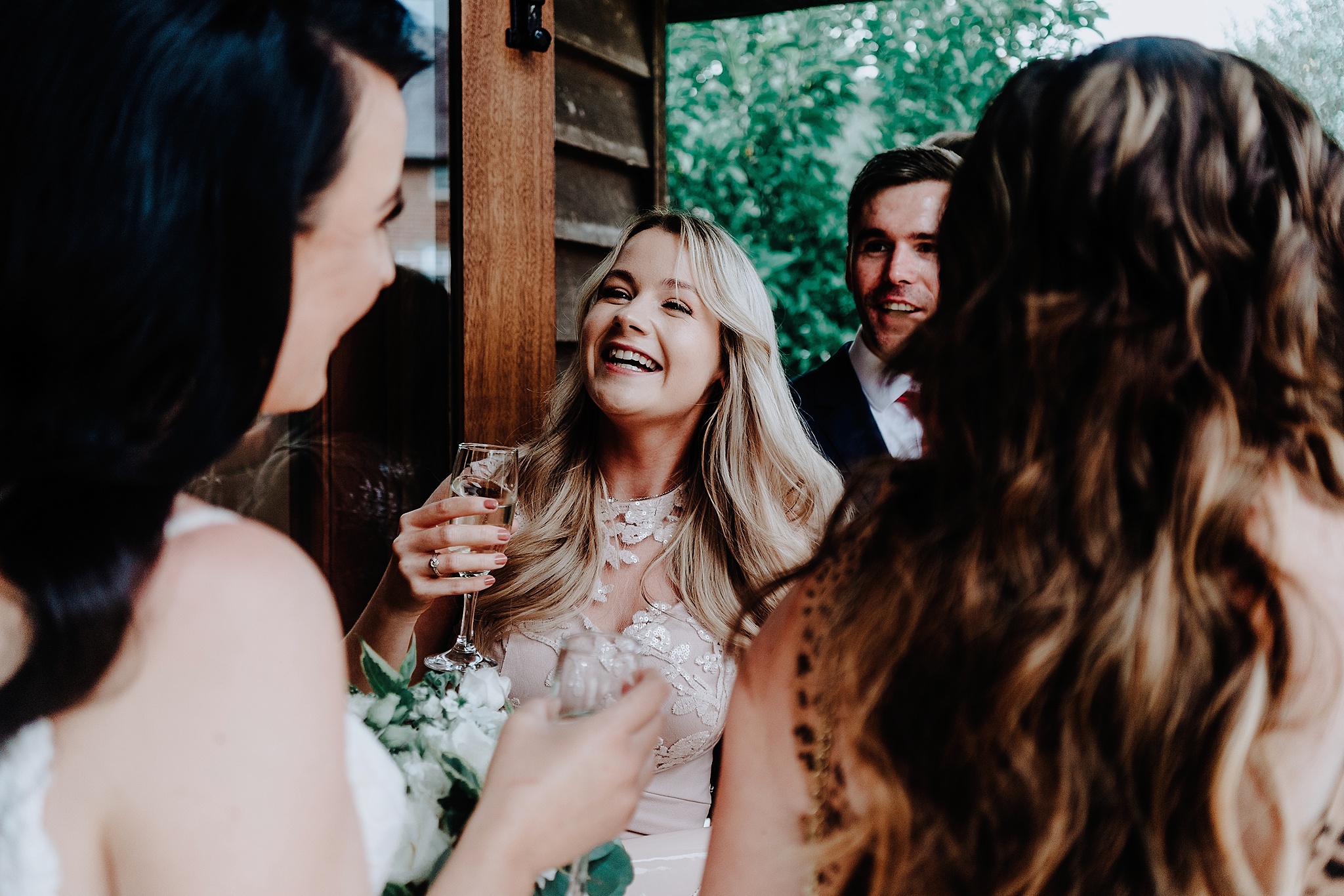 CHESHIRE-WEDDING-PHOTOGRAPHY-TIAH-PHILLIP-SANDHOLE-OAK-BARN-28