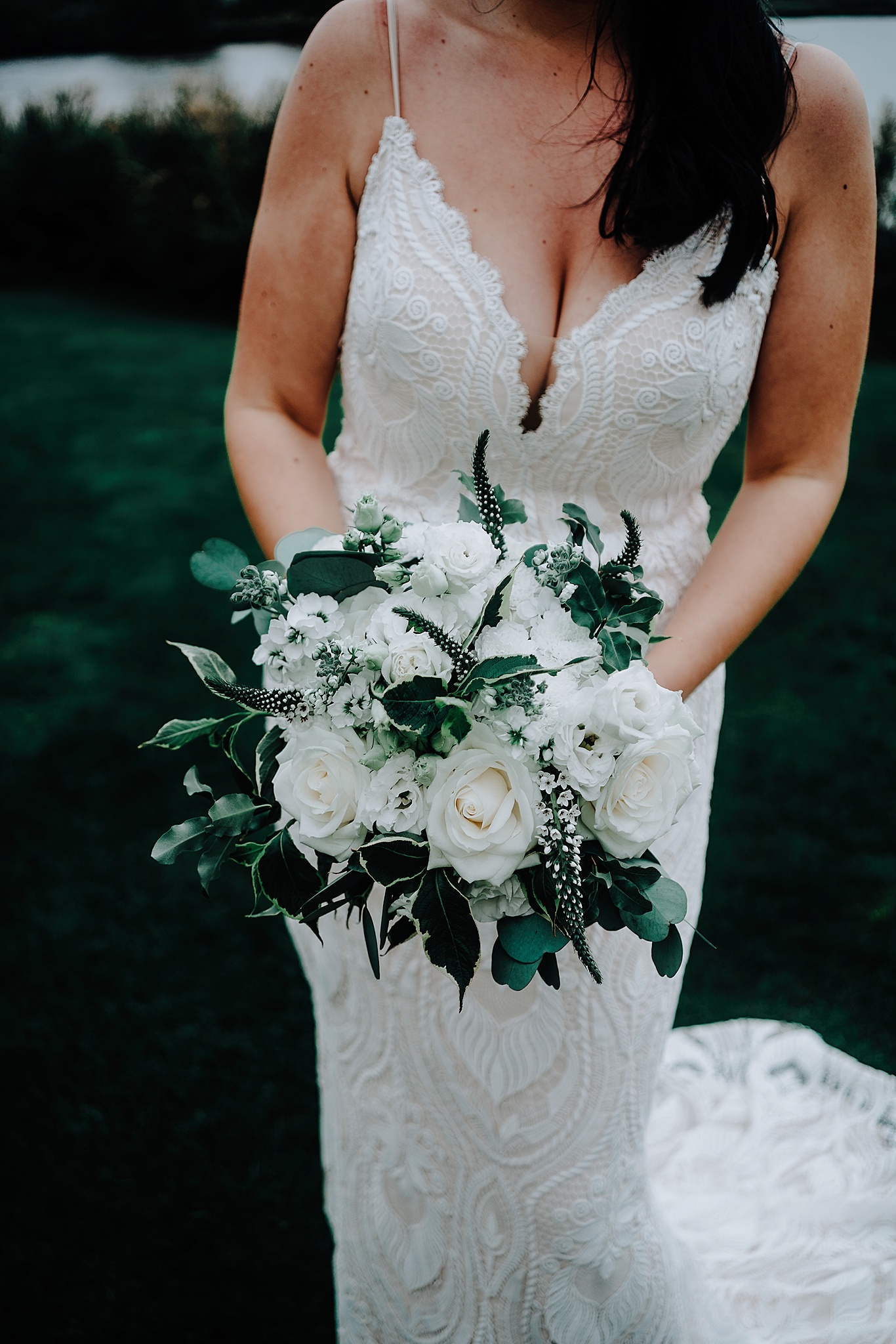 CHESHIRE-WEDDING-PHOTOGRAPHY-TIAH-PHILLIP-SANDHOLE-OAK-BARN-39