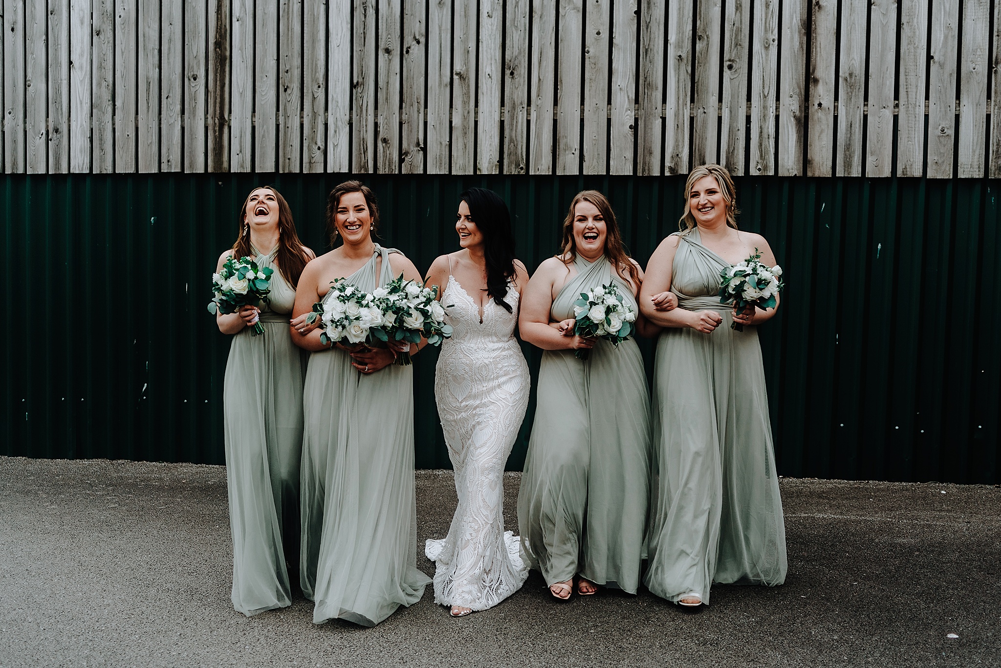 CHESHIRE-WEDDING-PHOTOGRAPHY-TIAH-PHILLIP-SANDHOLE-OAK-BARN-40