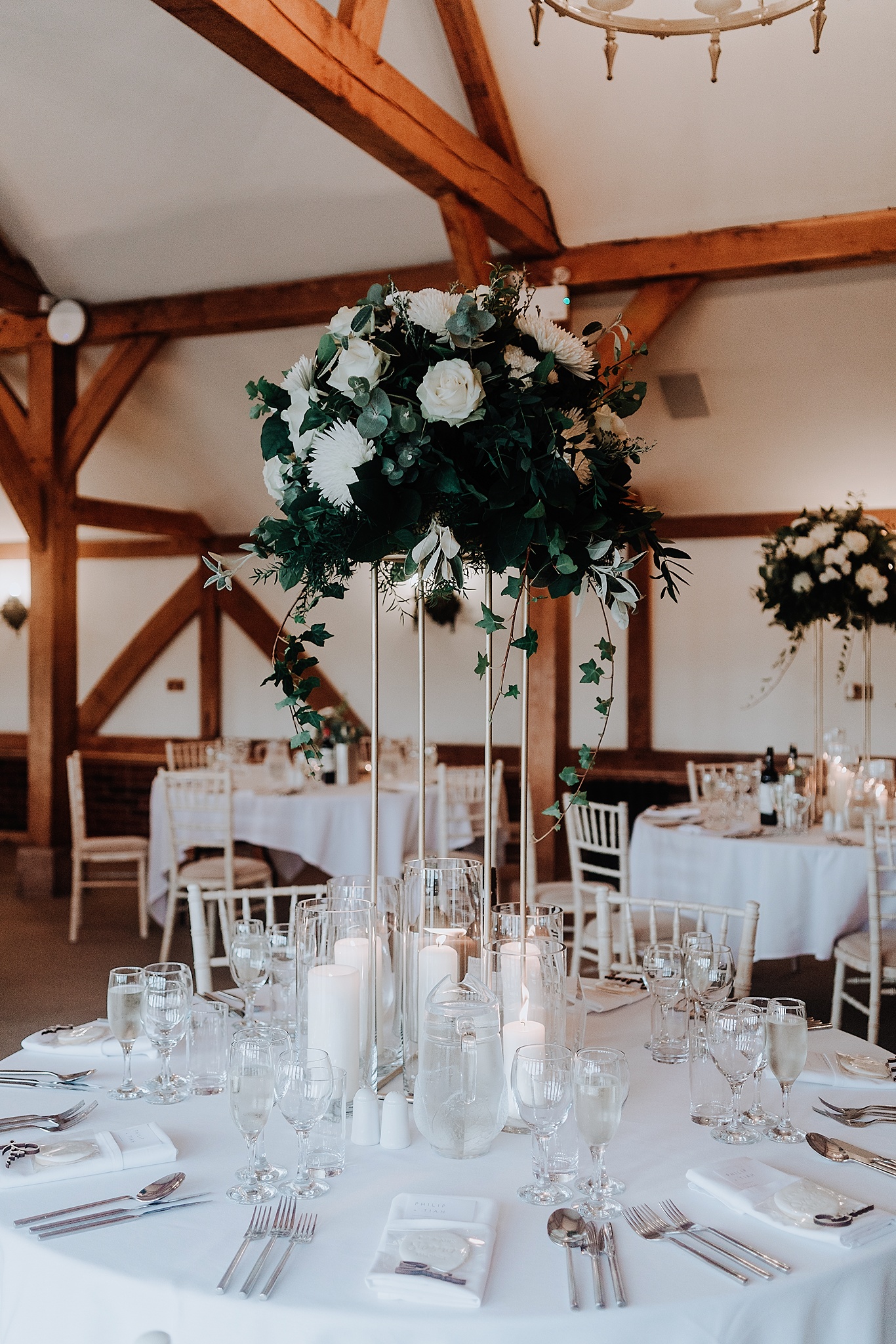 CHESHIRE-WEDDING-PHOTOGRAPHY-TIAH-PHILLIP-SANDHOLE-OAK-BARN-41