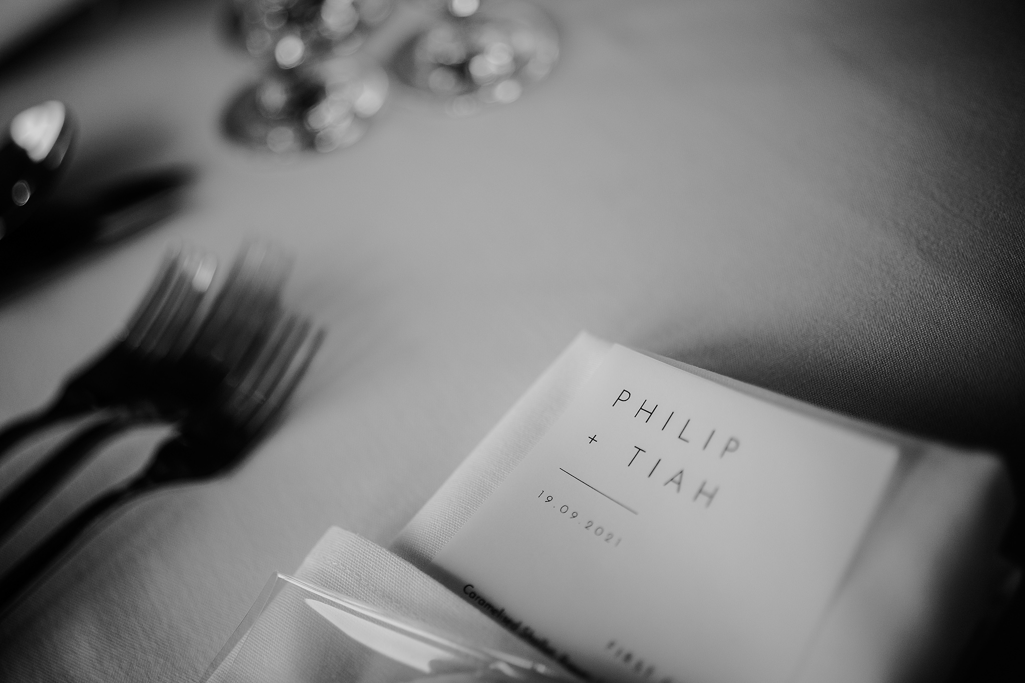 CHESHIRE-WEDDING-PHOTOGRAPHY-TIAH-PHILLIP-SANDHOLE-OAK-BARN-42