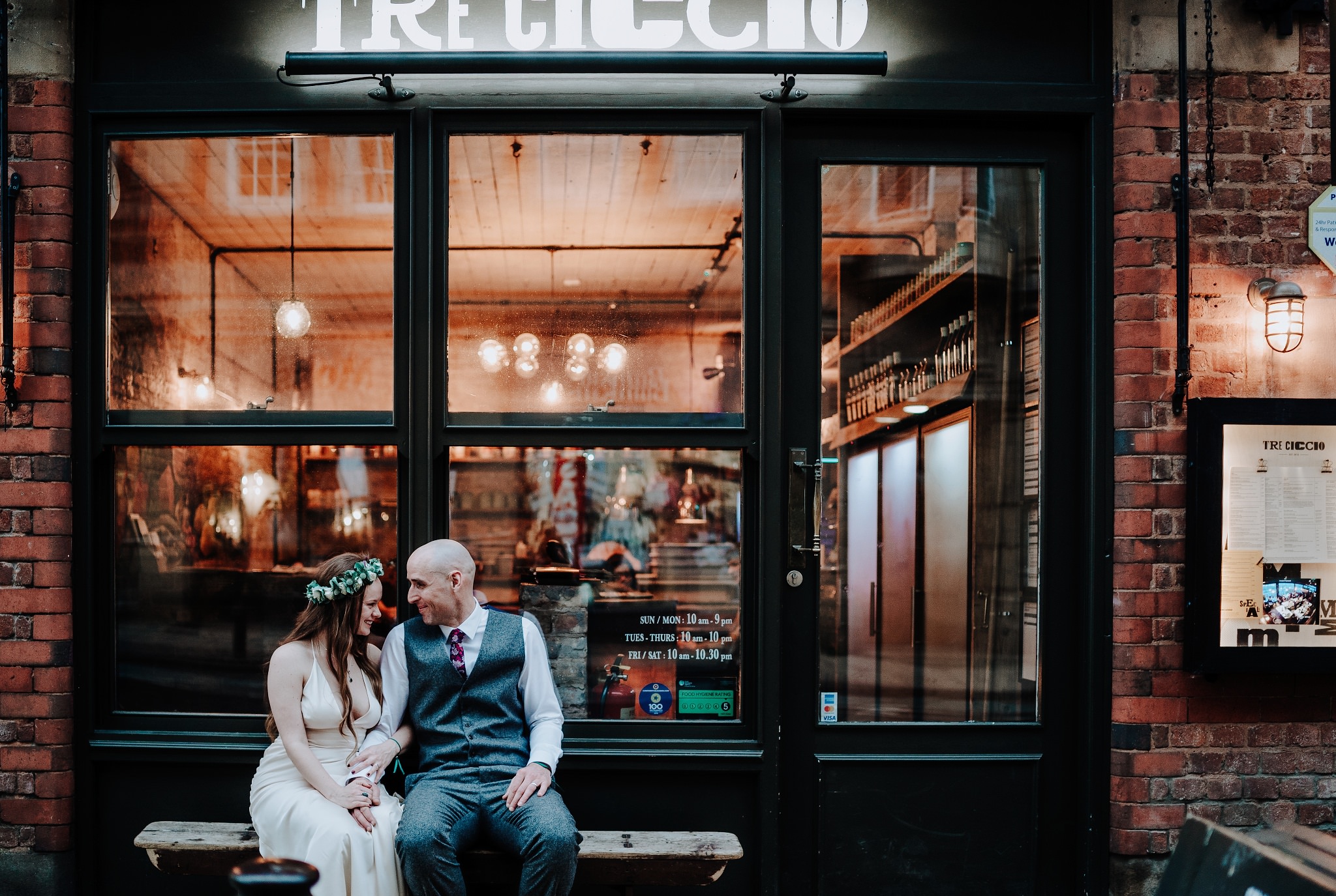 Cheshire-Wedding-Photography-Altrincham-Town-Hall-Saunders-41