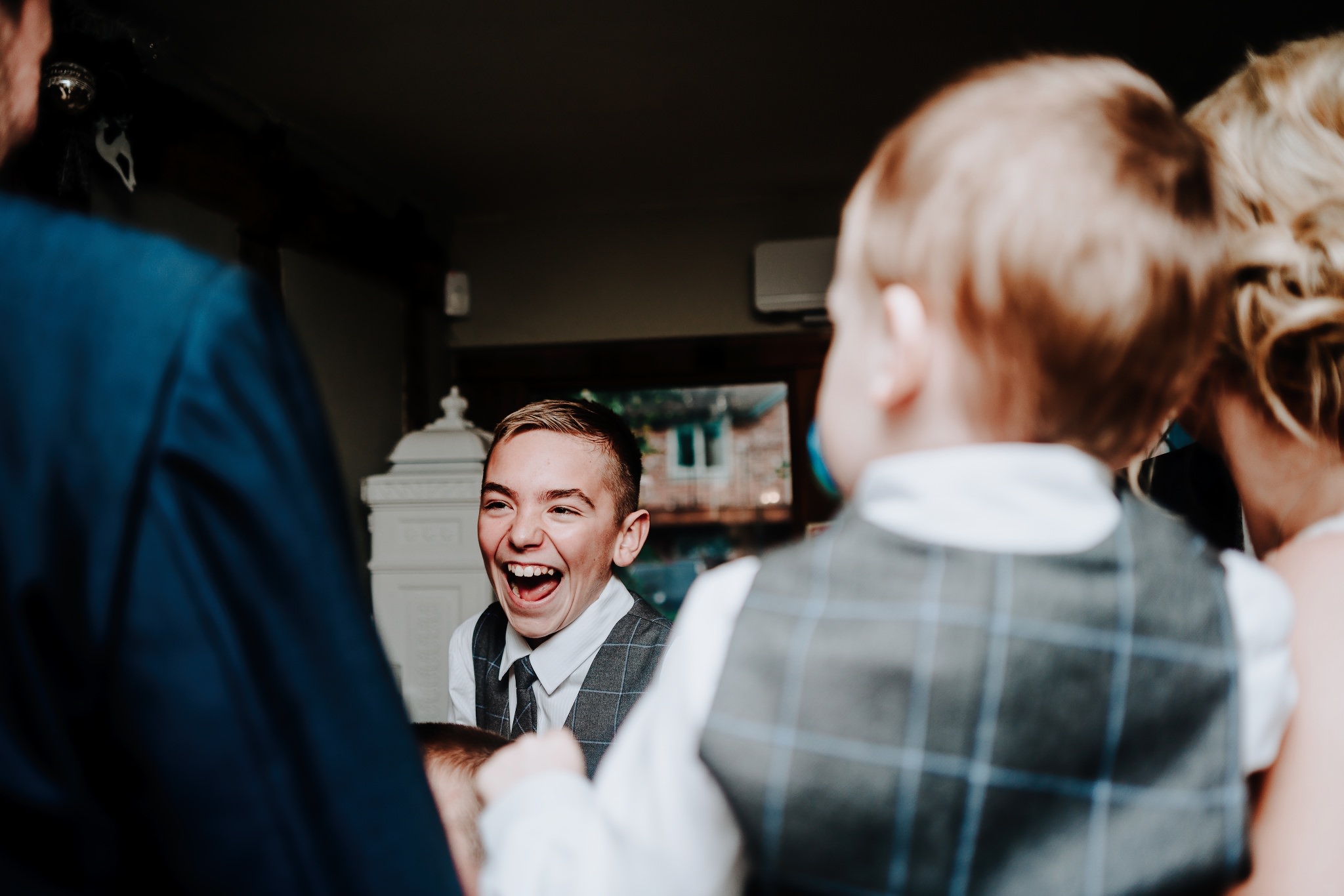 Cheshire-Wedding-Photography-Laura-Jack-Plough-at-Eaton-54