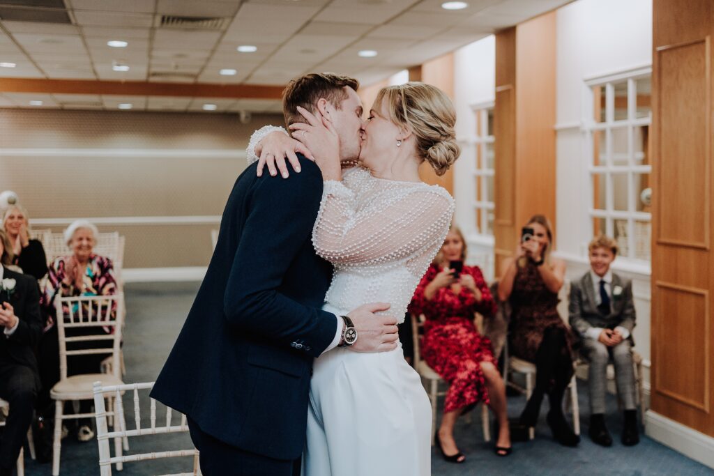 MANCHESTER-WEDDING-PHOTOGRAPHY-KING-ST-TOWNHOUSE-SIOBHAN-OLLIE-1384