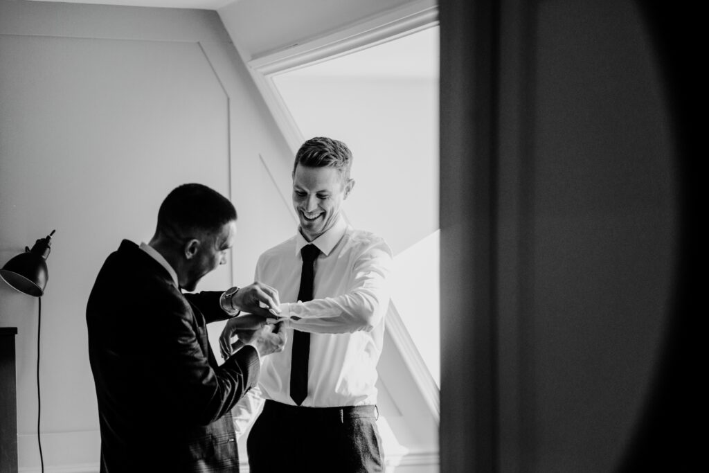 MANCHESTER-WEDDING-PHOTOGRAPHY-KING-ST-TOWNHOUSE-SIOBHAN-OLLIE16