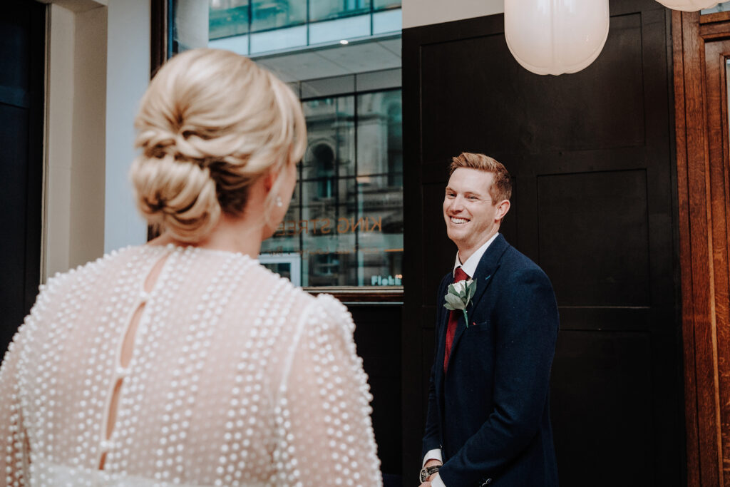 MANCHESTER-WEDDING-PHOTOGRAPHY-KING-ST-TOWNHOUSE-SIOBHAN-OLLIE24