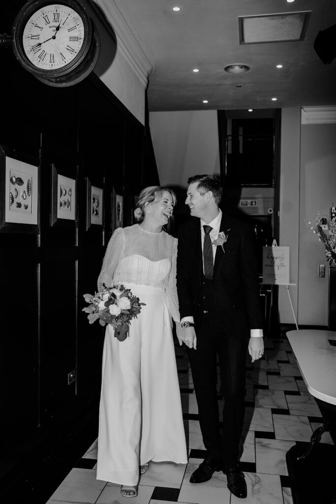 MANCHESTER-WEDDING-PHOTOGRAPHY-KING-ST-TOWNHOUSE-SIOBHAN-OLLIE27