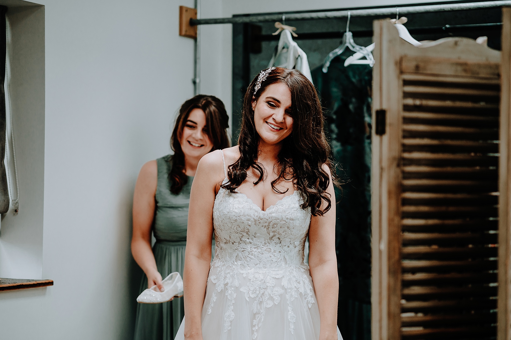 OWEN-HOUSE-WEDDING-BARN-PHOTOGRAPHY-MR-MRS-HUNTER-15