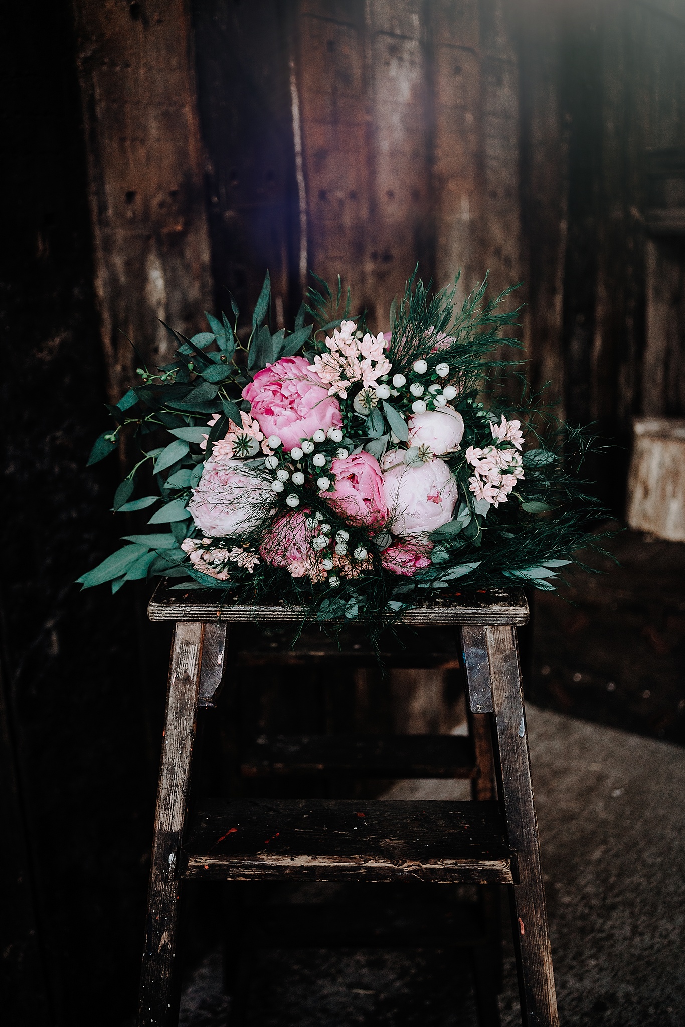 OWEN-HOUSE-WEDDING-BARN-PHOTOGRAPHY-MR-MRS-HUNTER-2