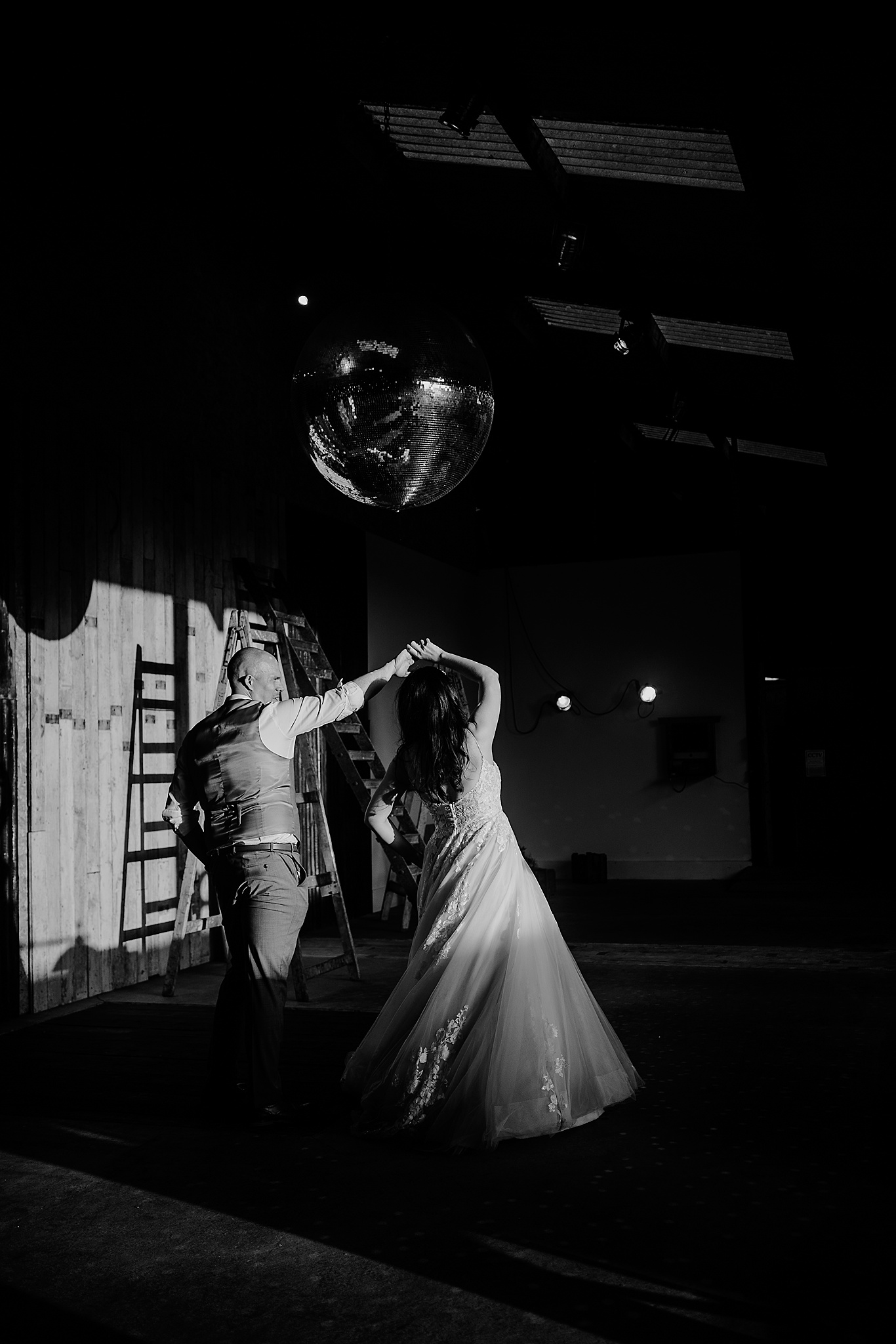 OWEN-HOUSE-WEDDING-BARN-PHOTOGRAPHY-MR-MRS-HUNTER-49