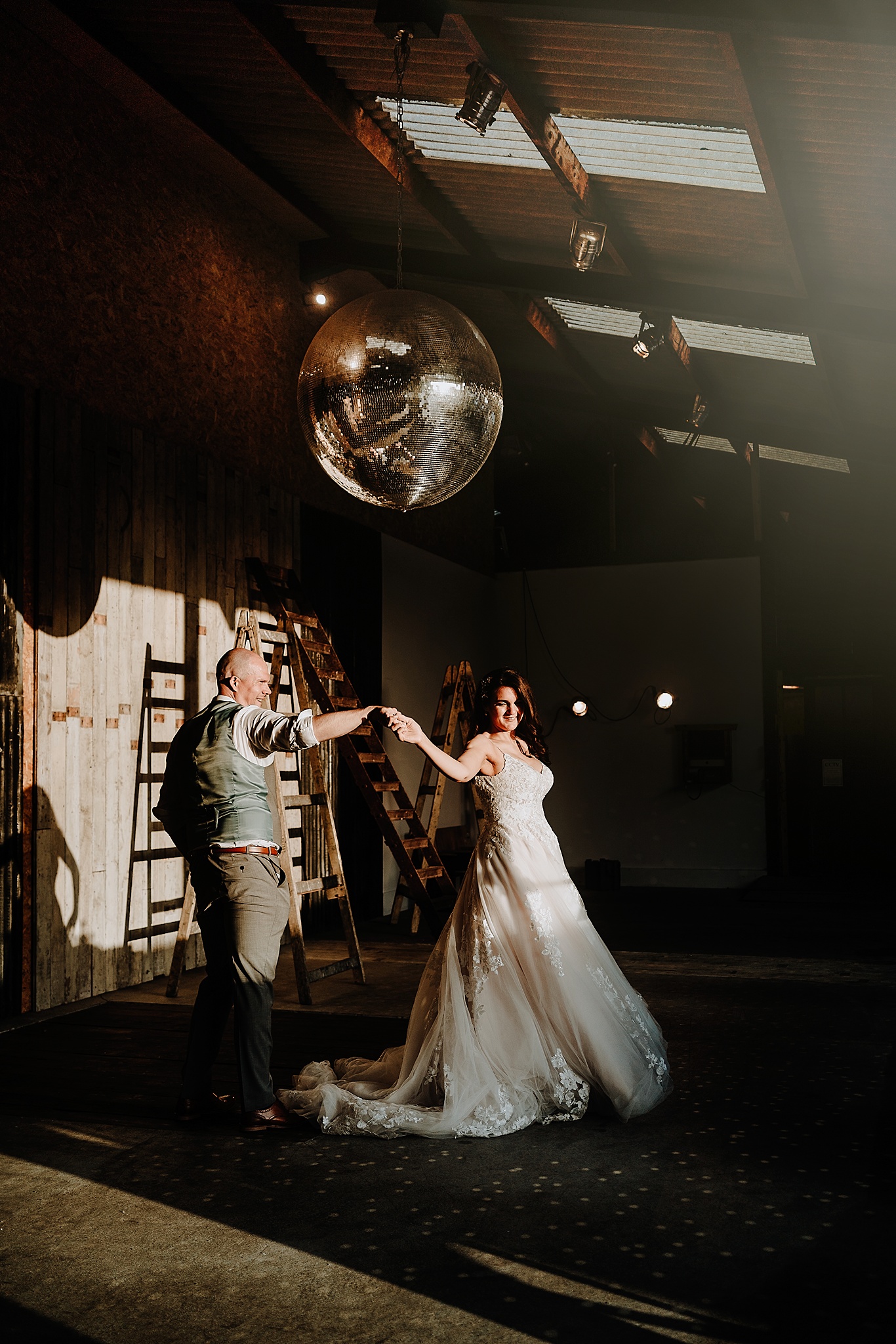 OWEN-HOUSE-WEDDING-BARN-PHOTOGRAPHY-MR-MRS-HUNTER-50